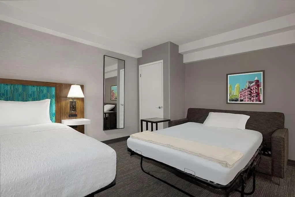 Hampton Inn & Suites By Hilton Toronto Downtown Canada